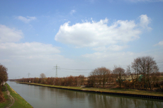 Fruehling-Kanal-1.jpg